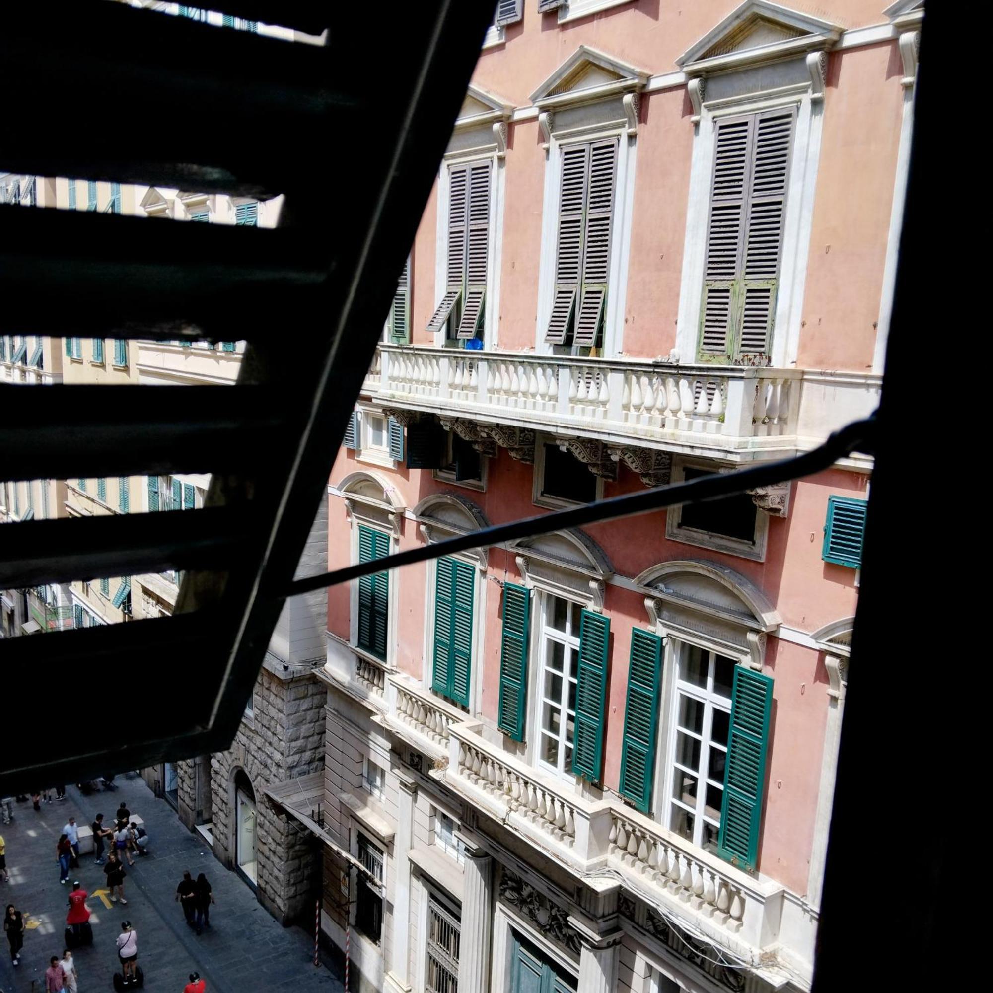 San Lorenzo In Exclusive Building Apartment Genoa